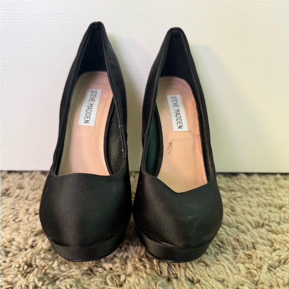 Steve Madden Women's Partyy-R Black Satin Rhinestone Platform Pump Heels
